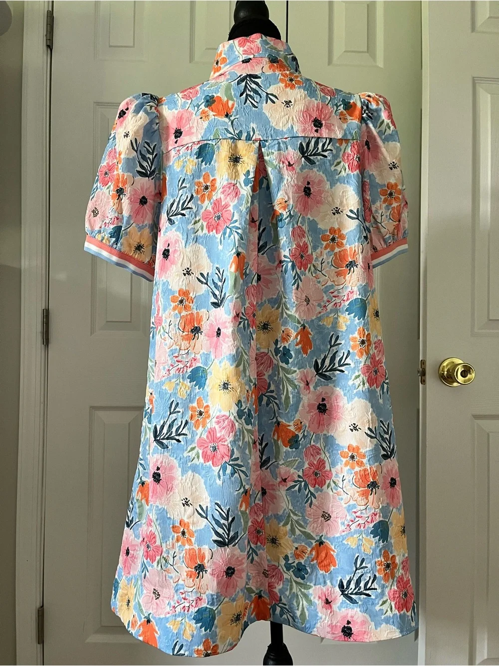 Umgee Floral Puff Sleeve Split Neck Shift Dress Sz M EUC - Picture 7 of 9